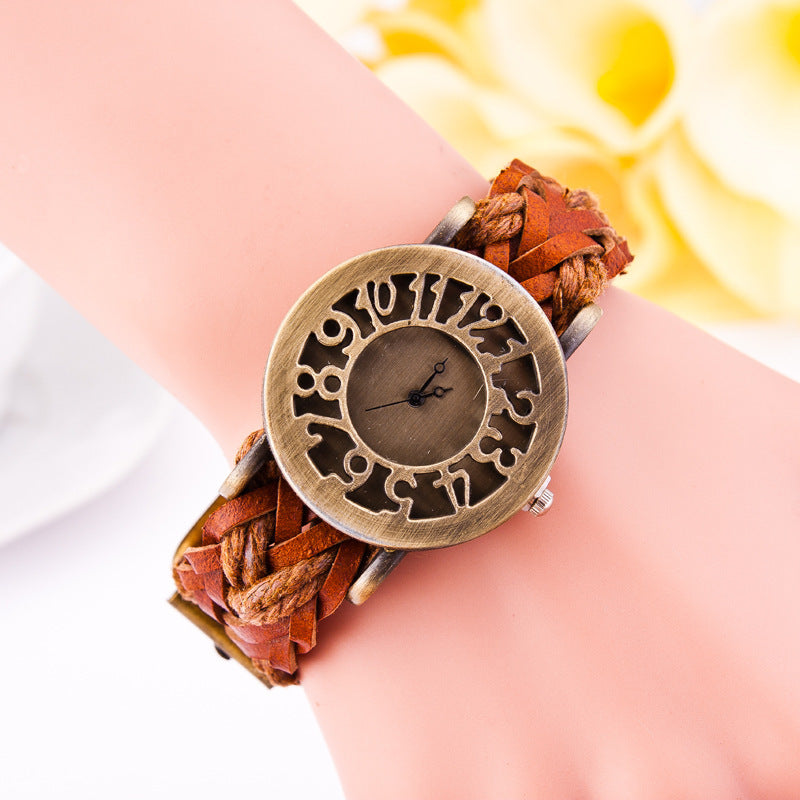 Women’s Vintage Leather Bracelet Watch